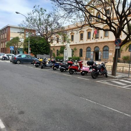Paseo Maritimo De Cadiz公寓 外观 照片