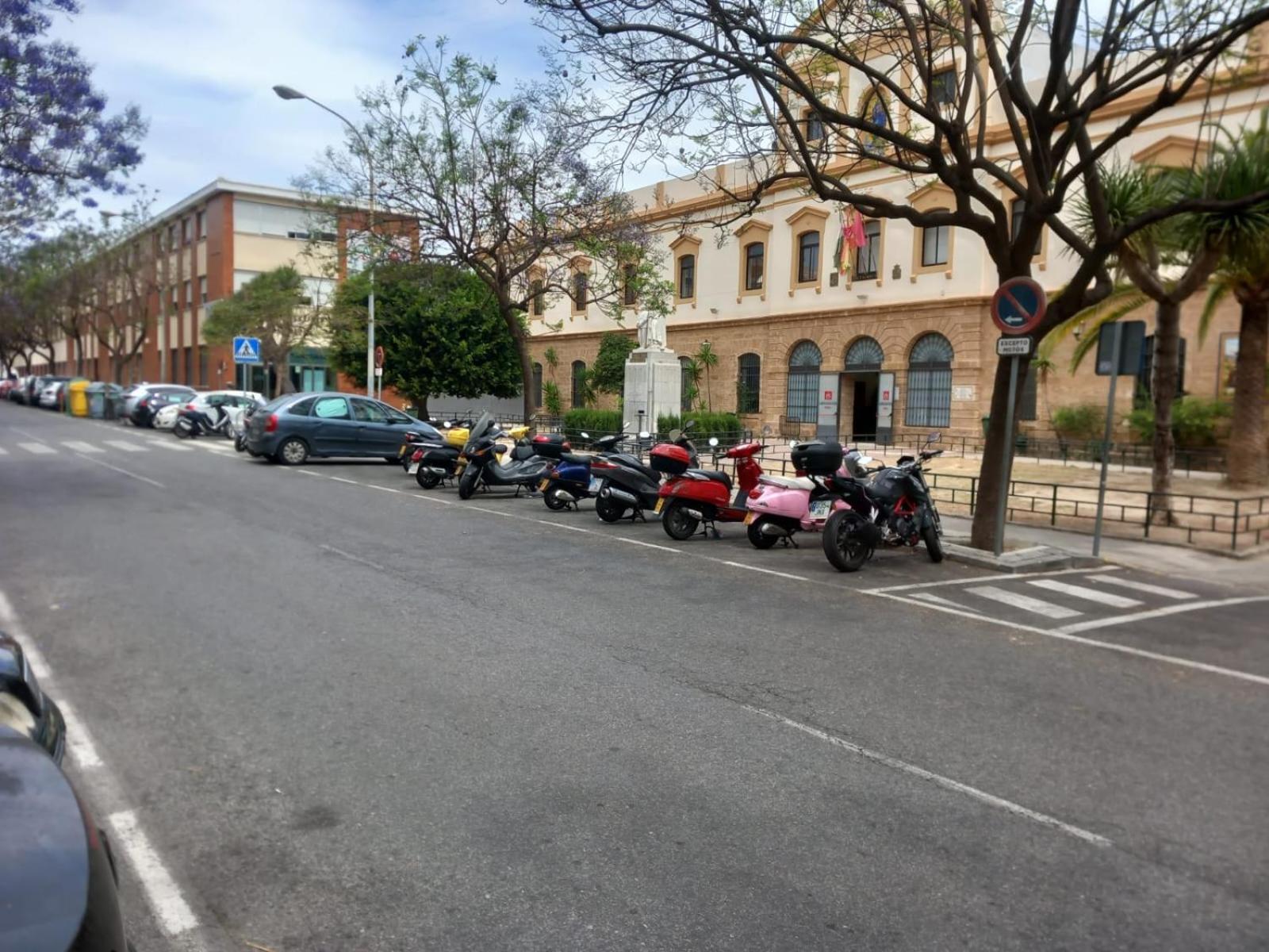 Paseo Maritimo De Cadiz公寓 外观 照片
